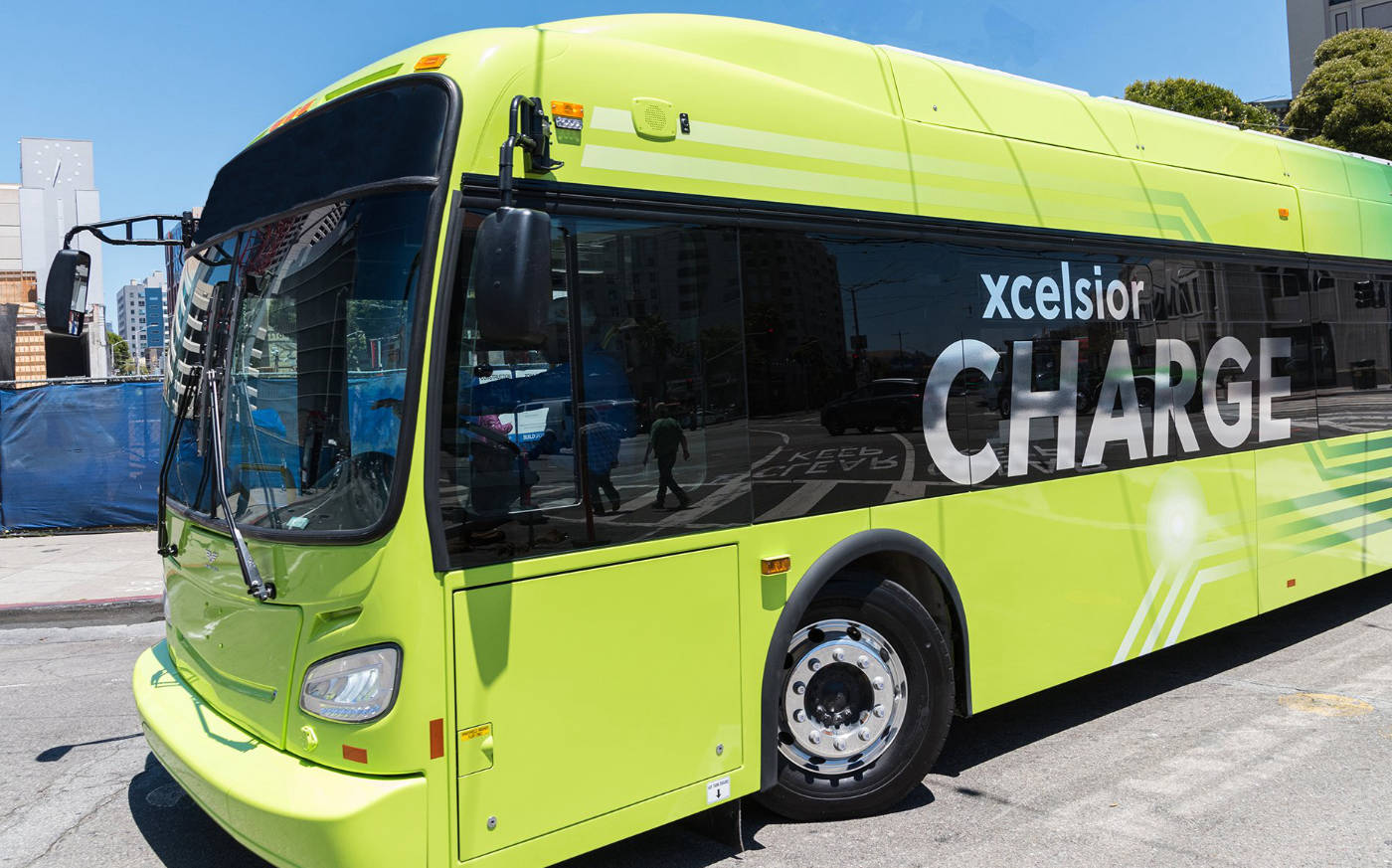 Electric bus maker New Flyer and battery recycler Li-Cycle announce ...