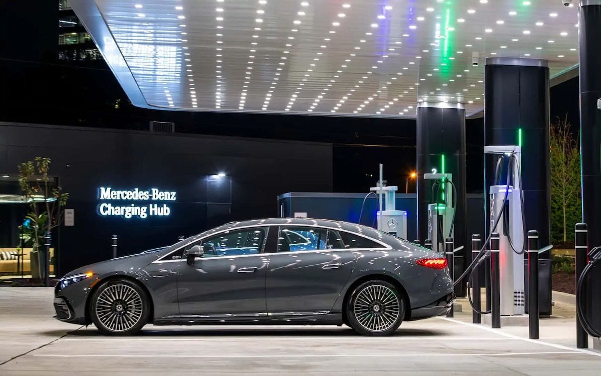 Mercedes-Benz reveals Canadian charging hub opening date